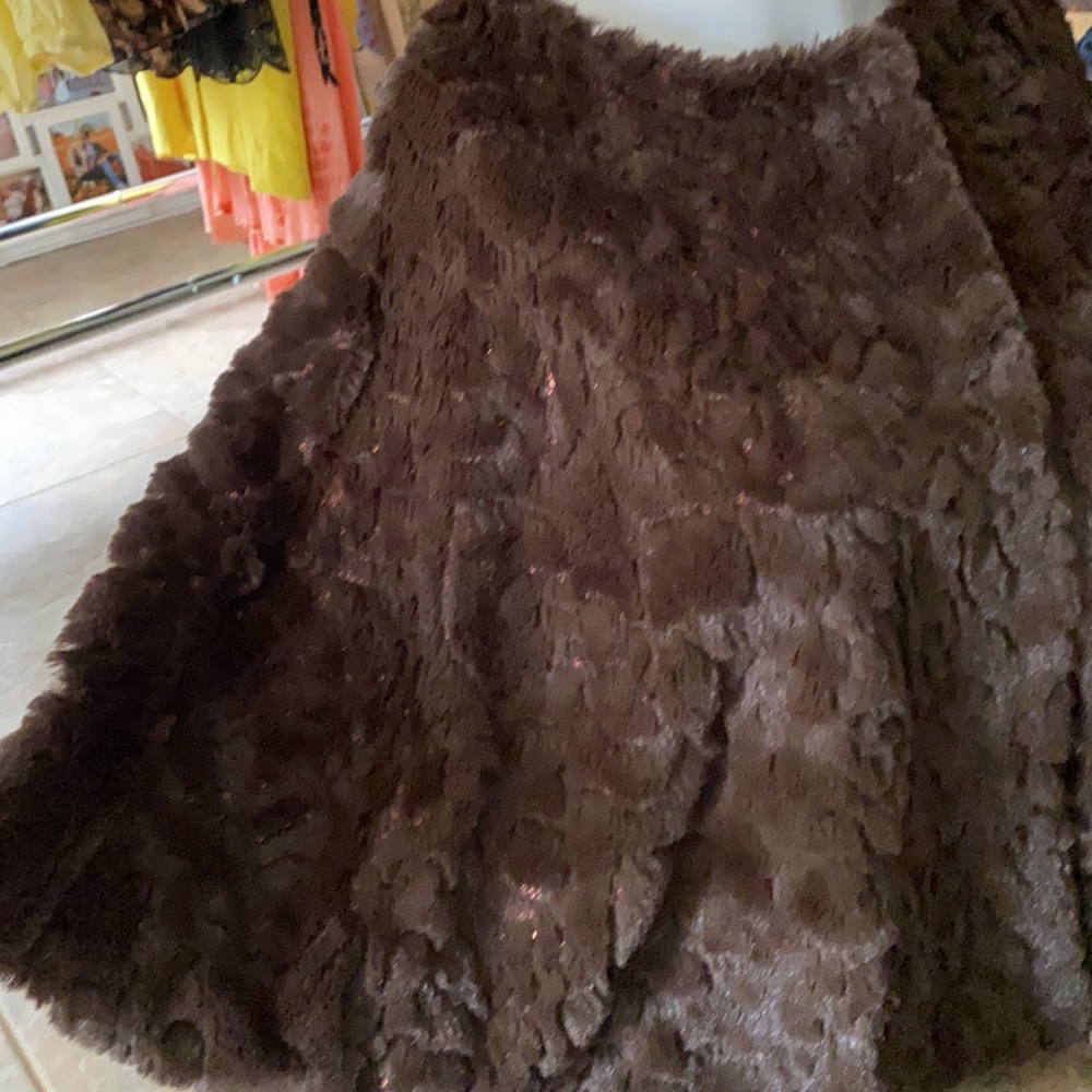 Sure Couture faux fur wrap NWT